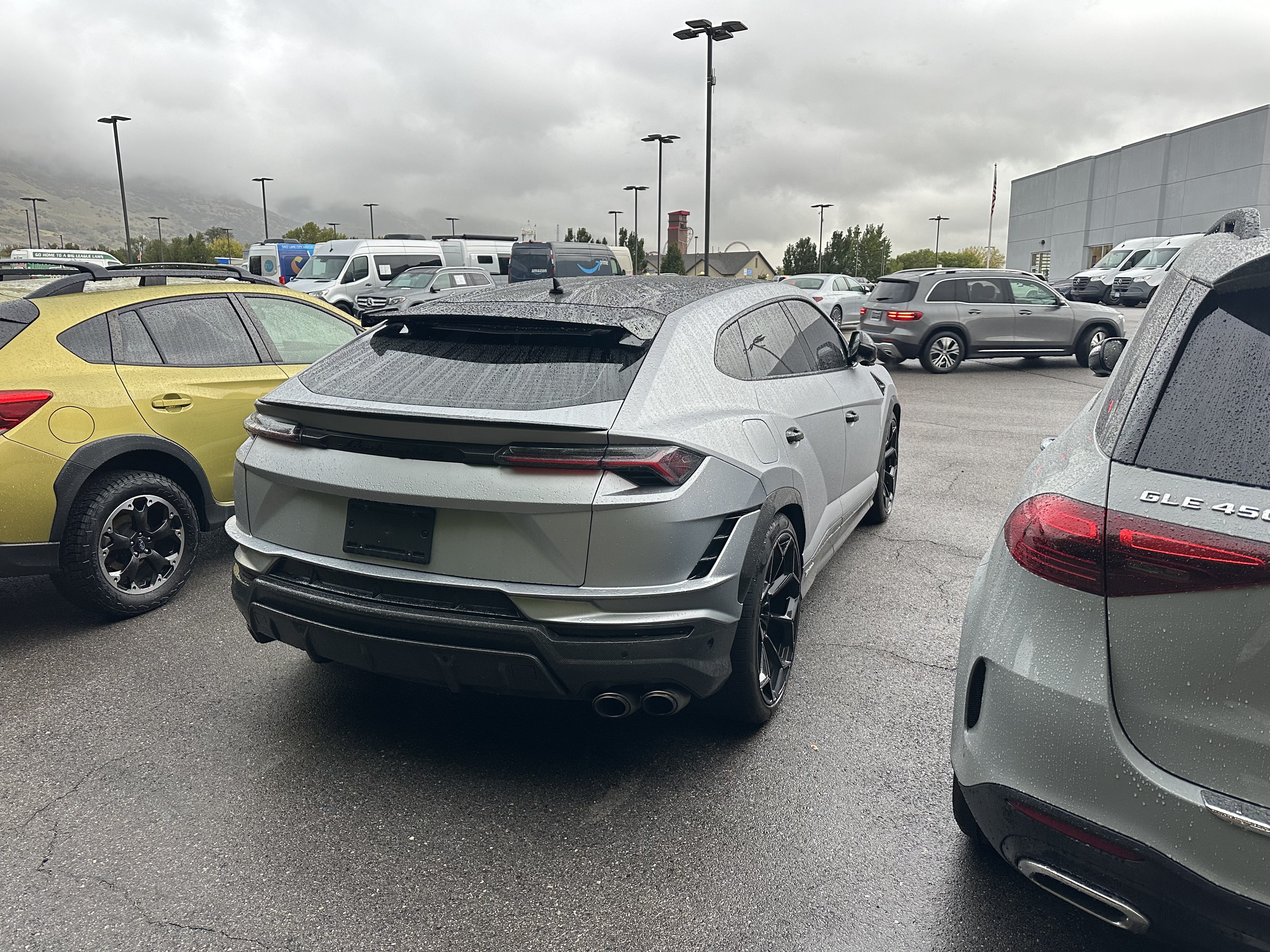 Used 2023 Lamborghini Urus Performante AWD/4WD image 5