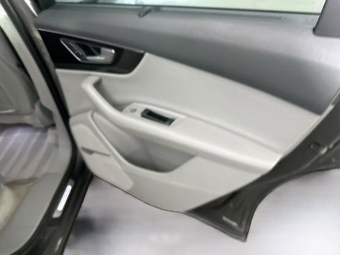 Used 2018 Audi Q7 3.0T Prestige w/ Prestige Package image 33