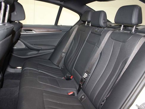 Certified 2023 BMW 530i 530i w/ Premium Package image 12