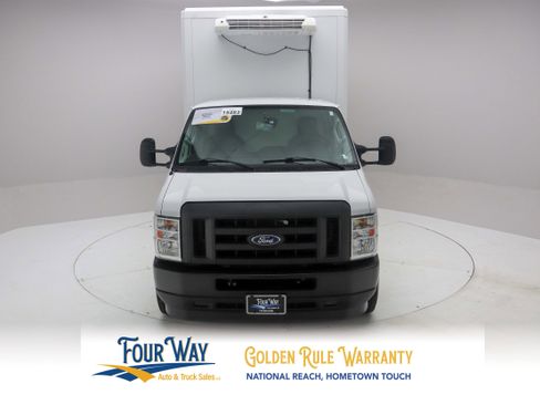 Used 2023 Ford E-350 and Econoline 350 Super Duty w/ Power Windows & Locks Group RWD image 8