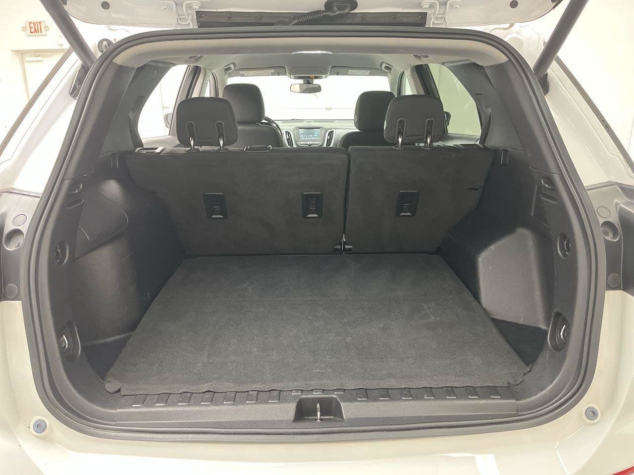 Used 2018 Chevrolet Equinox LT AWD/4WD image 26
