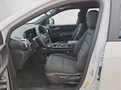New 2026 Chevrolet Equinox LT w/ Midnight Edition FWD image 4