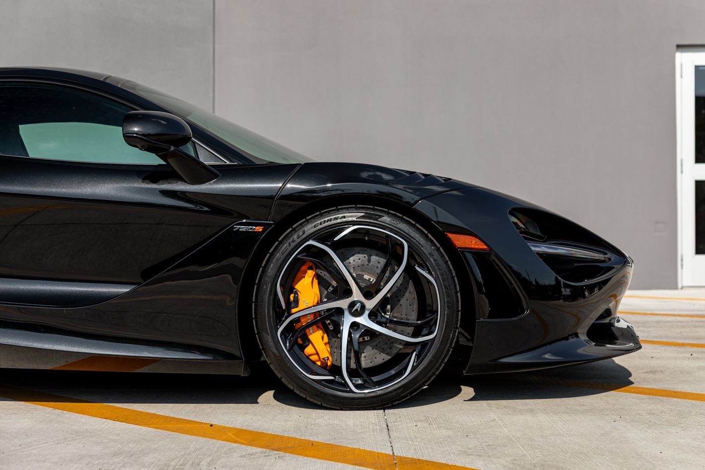 Used 2024 McLaren 750S RWD image 29