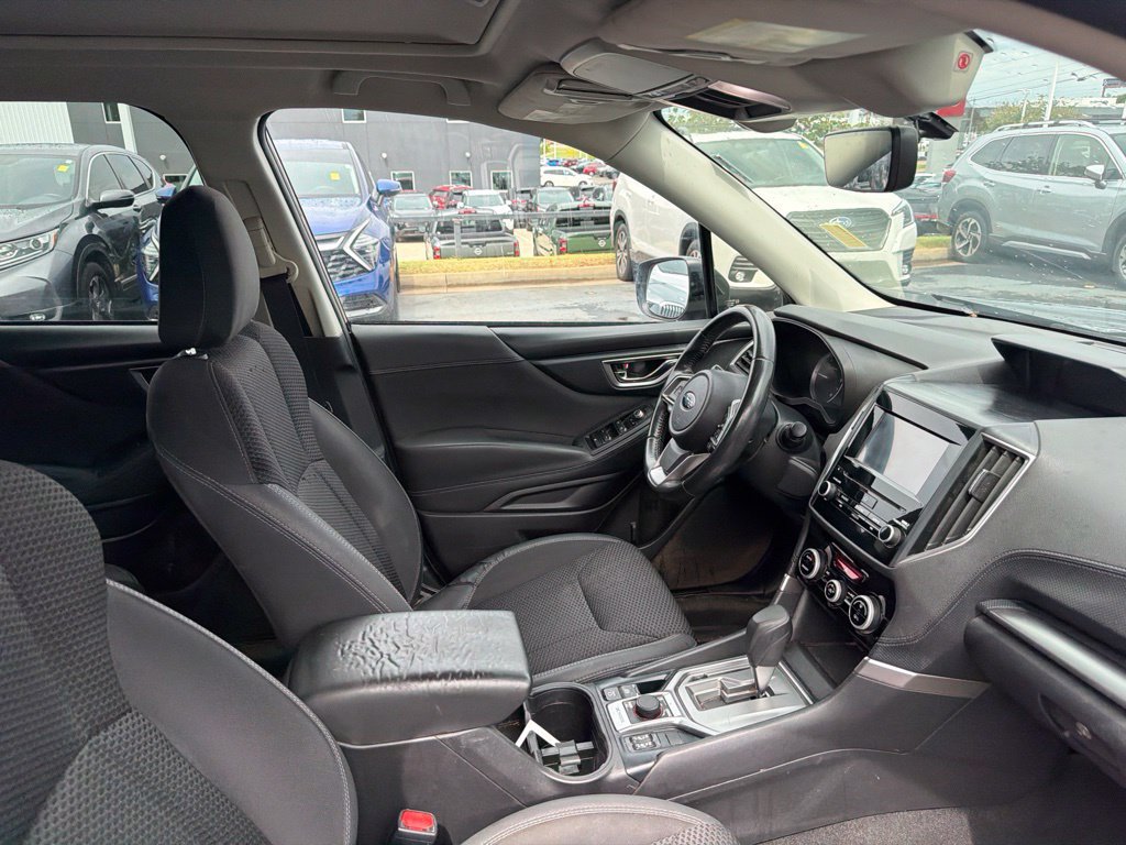 Used 2020 Subaru Forester Premium AWD/4WD image 3