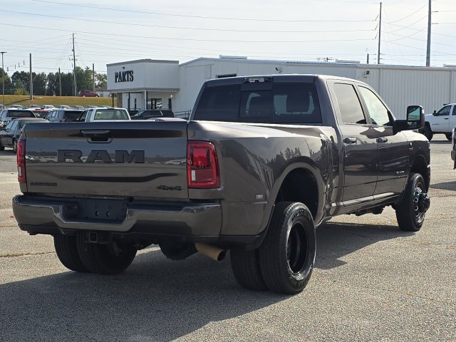 Used 2025 RAM 3500 Laramie w/ Night Edition AWD/4WD image 5