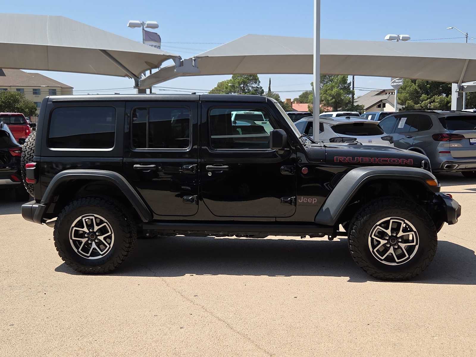 Used 2026 Jeep Wrangler Unlimited Rubicon AWD/4WD image 9