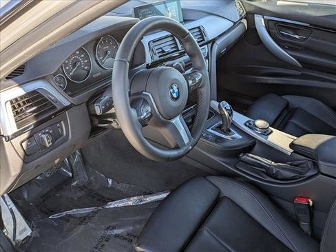 Used 2017 BMW 330i xDrive Sedan image 10