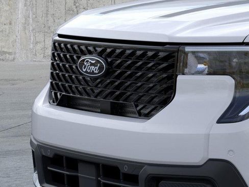 New 2025 Ford Maverick Lariat w/ Black Appearance Package image 18