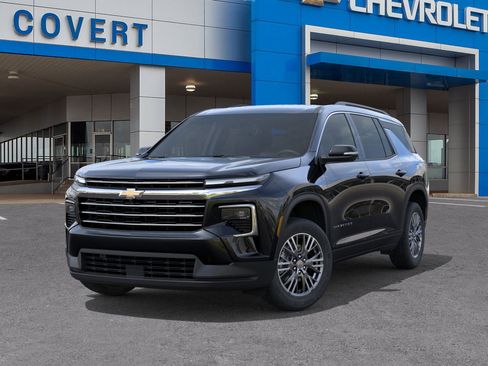 New 2026 Chevrolet Traverse LT w/ Driver Confidence Package image 6