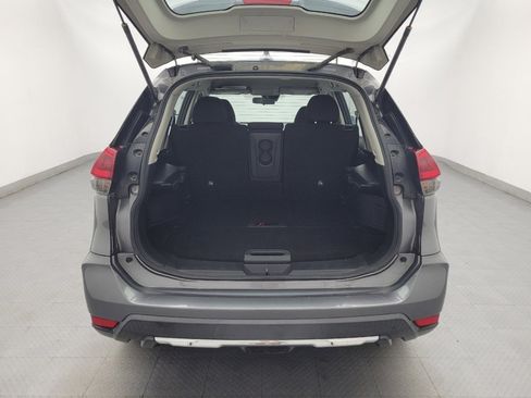 Used 2020 Nissan Rogue S FWD image 29