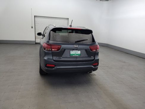 Used 2020 Kia Sorento LX w/ LX I4 Convenience Package AWD/4WD image 6