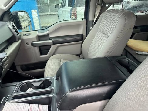 Used 2016 Ford F150 XLT w/ Equipment Group 302A Luxury RWD image 13