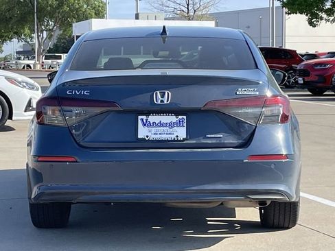 Used 2025 Honda Civic Sport Touring image 5
