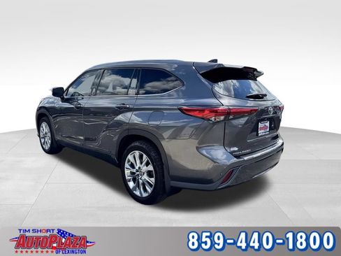 Used 2020 Toyota Highlander Limited AWD/4WD image 2