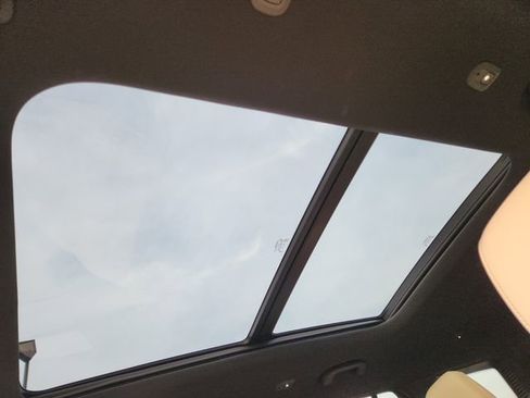 Used 2024 Jeep Grand Cherokee L Limited w/ Trailer Tow Package image 10