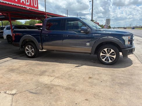 Used 2015 Ford F150 King Ranch w/ Equipment Group 601A Luxury AWD/4WD image 13