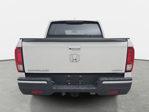 Used 2018 Honda Ridgeline RTL-T image 6