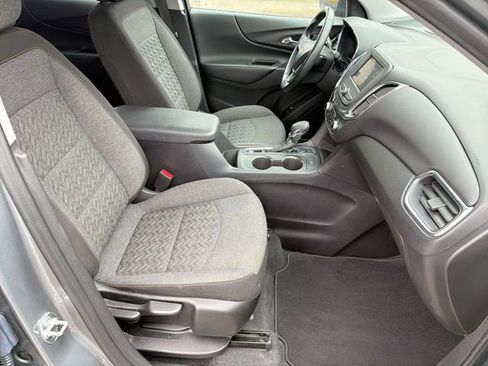 Used 2024 Chevrolet Equinox LT image 25