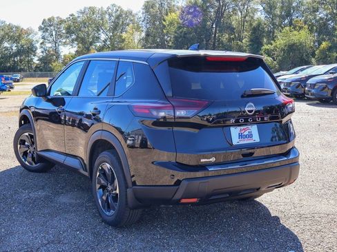 New 2026 Nissan Rogue SV image 2