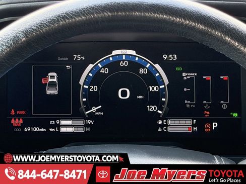 Used 2023 Toyota Tundra Platinum w/ Advanced Package image 16