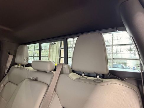 Used 2023 Chevrolet Silverado 1500 LTZ w/ LTZ Convenience Package II image 24