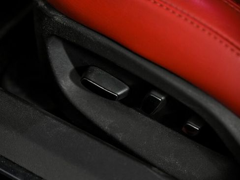 Used 2017 Chevrolet Corvette Z06 RWD image 19