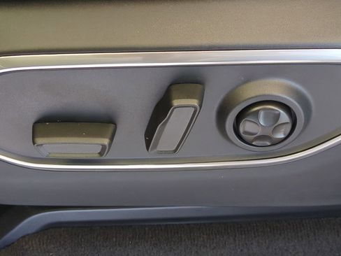 New 2026 Jeep Grand Wagoneer L Limited AWD/4WD image 21