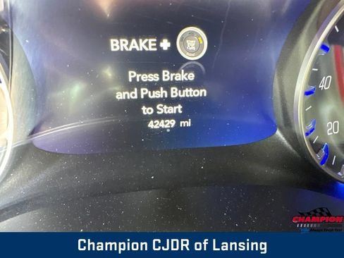 Used 2017 Chrysler Pacifica Touring-L Plus FWD image 25