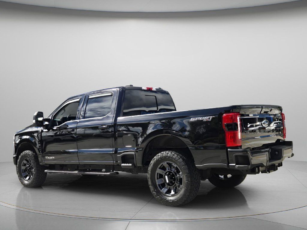 Used 2023 Ford F250 XLT w/ XLT Premium Package AWD/4WD image 8