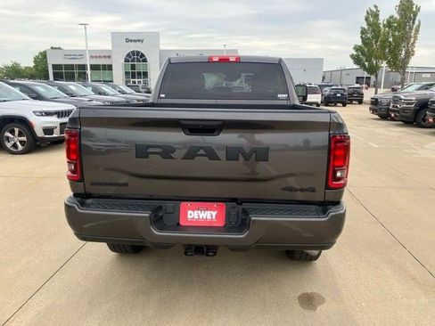 Certified 2025 RAM 2500 Big Horn AWD/4WD image 7