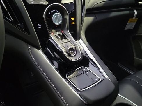 New 2026 Acura RDX SH-AWD image 19