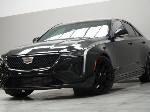 Used 2023 Cadillac CT4 V w/ Navigation Package RWD image 1