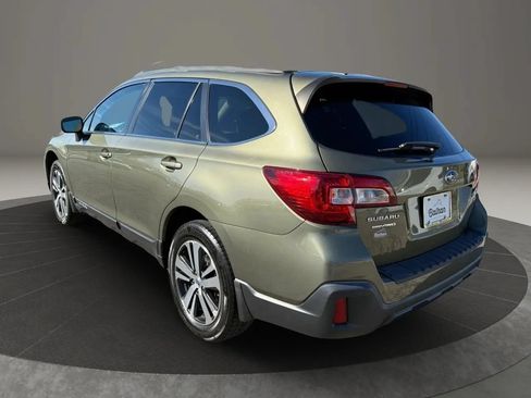 Used 2018 Subaru Outback 3.6R Limited AWD/4WD image 8