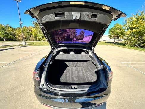 Used 2014 Tesla Model S 85 RWD image 10