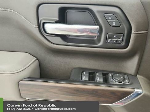 Used 2021 GMC Sierra 1500 SLT w/ SLT Premium Package image 21