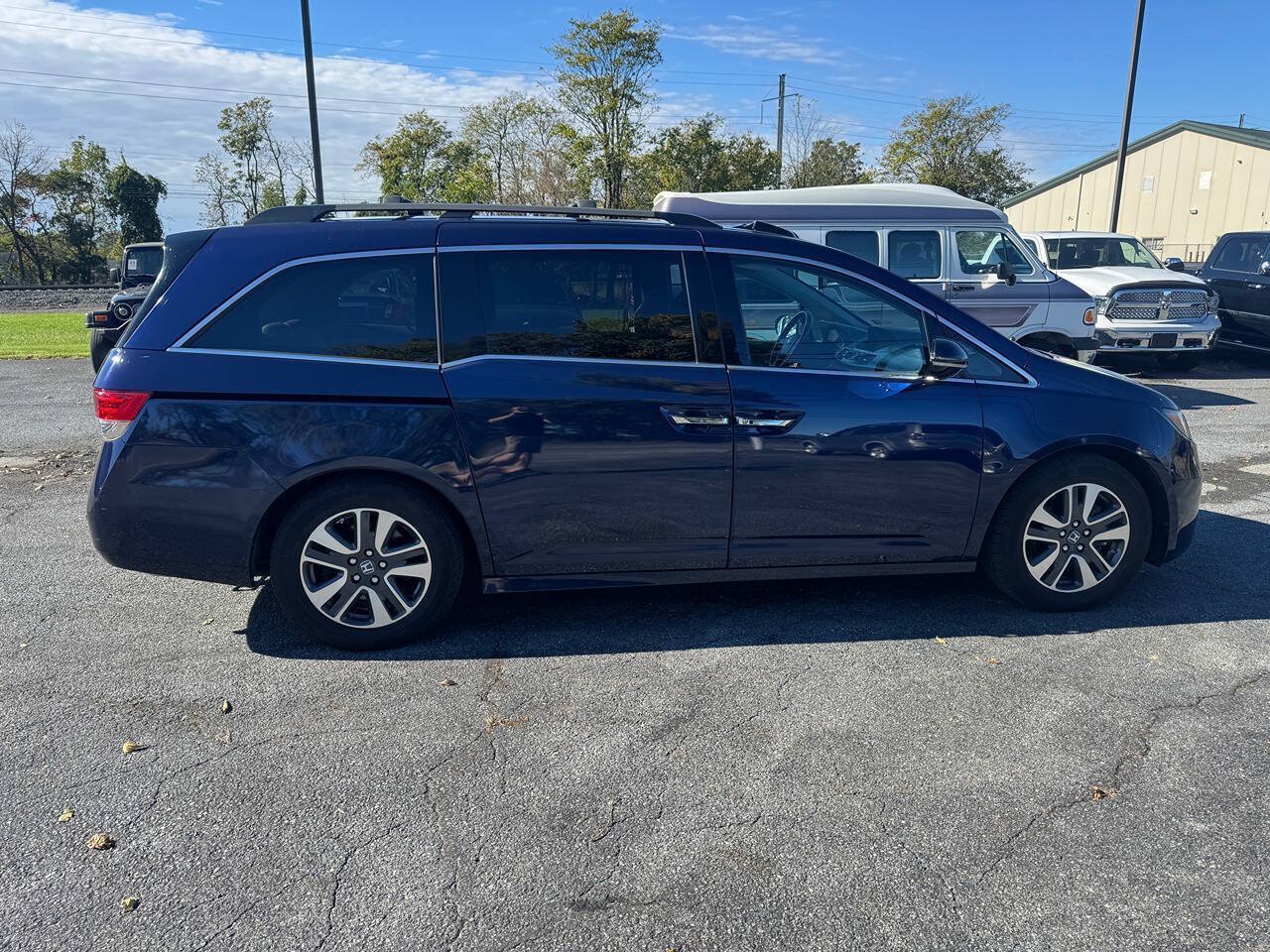 Used 2015 Honda Odyssey Touring image 10