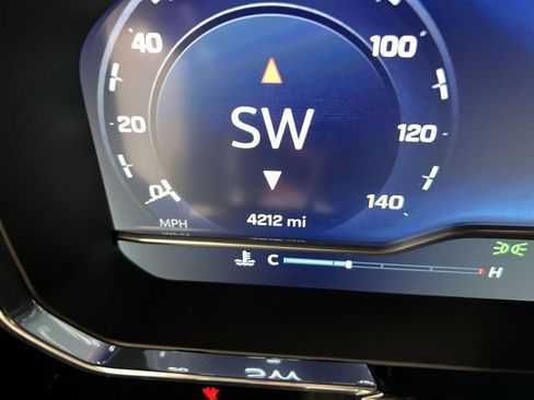 Used 2024 Chevrolet Silverado 3500 High Country w/ High Country Premium Package AWD/4WD image 12