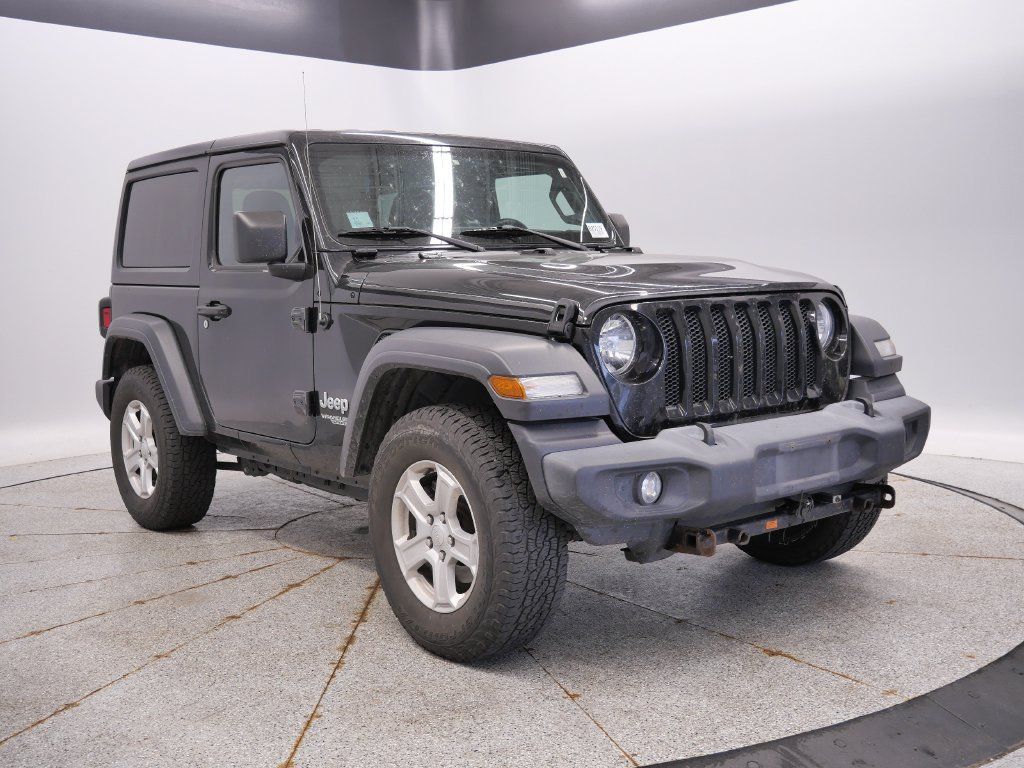 Used 2019 Jeep Wrangler Sport AWD/4WD image 3