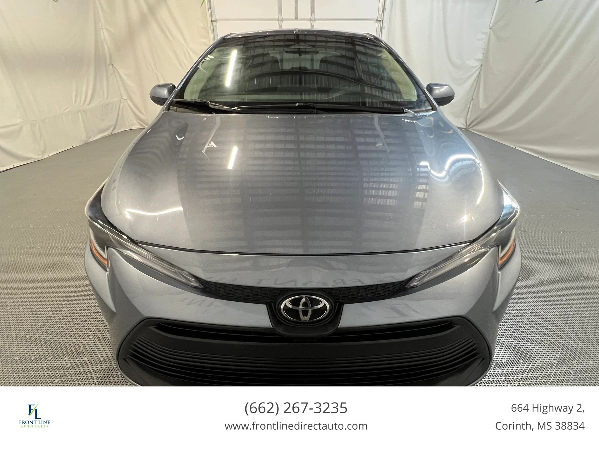 Used 2024 Toyota Corolla LE FWD image 2