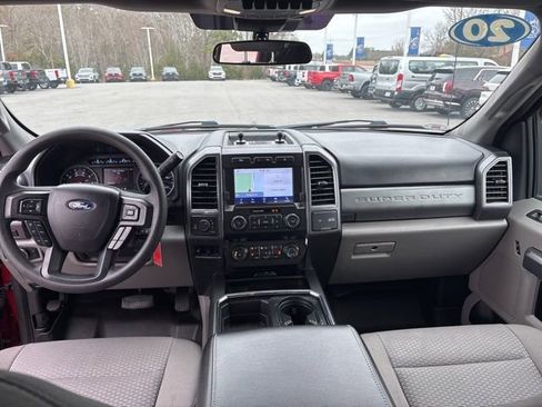 Used 2020 Ford F250 XLT w/ XLT Premium Package image 12