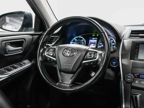 Certified 2016 Toyota Camry XLE w/ Moonroof Package FWD image 15