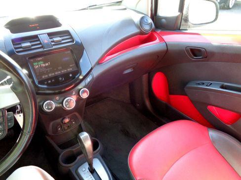 Used 2014 Chevrolet Spark LT image 17