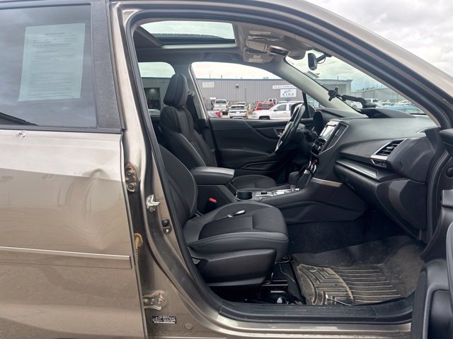 Used 2021 Subaru Forester Premium AWD/4WD image 18