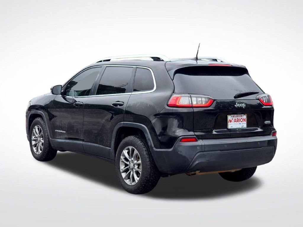 Used 2019 Jeep Cherokee Latitude Plus w/ Cold Weather Group FWD image 15