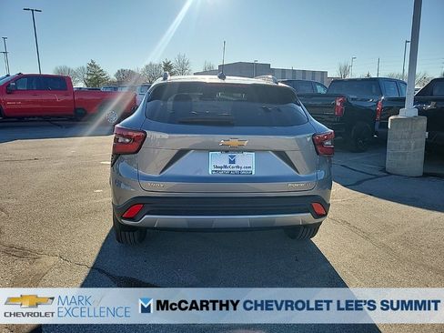 New 2026 Chevrolet Trax LT w/ LT Convenience Package image 6