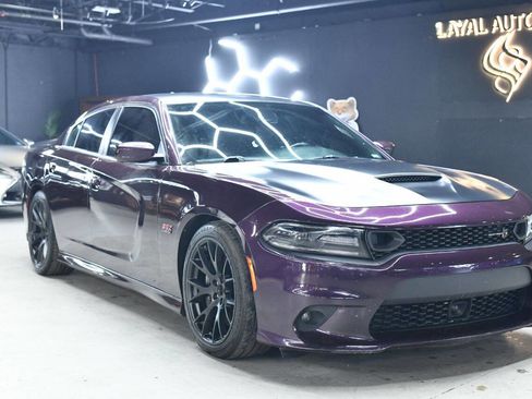 Used 2020 Dodge Charger Scat Pack w/ Dynamics Package image 2