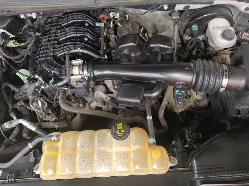 Used 2018 Ford F150 XLT RWD image 30