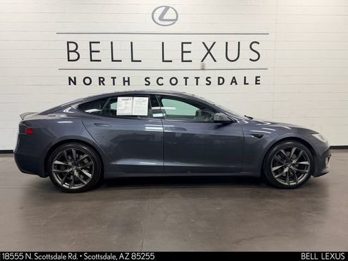 Used 2016 Tesla Model S 70 RWD image 3