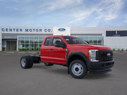New 2025 Ford F550 4x4 Supercab Super Duty image 7