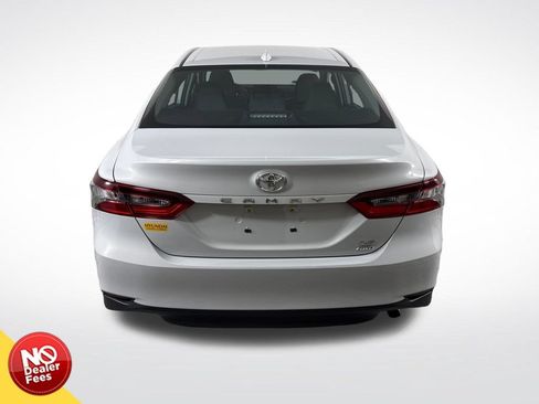 Used 2023 Toyota Camry LE AWD/4WD image 4